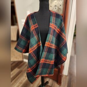 NWT C. Luce shrug, size small, plaid